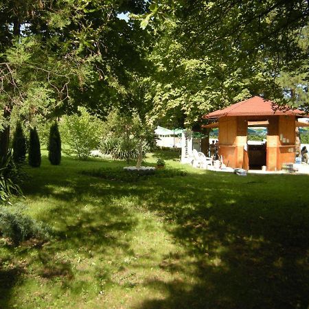 Park Hotel Persey Varna Esterno foto
