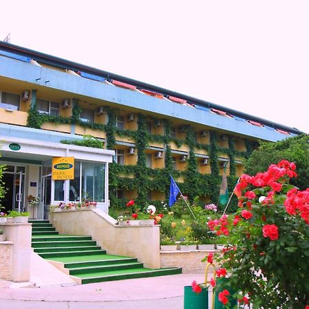 Park Hotel Persey Varna Esterno foto