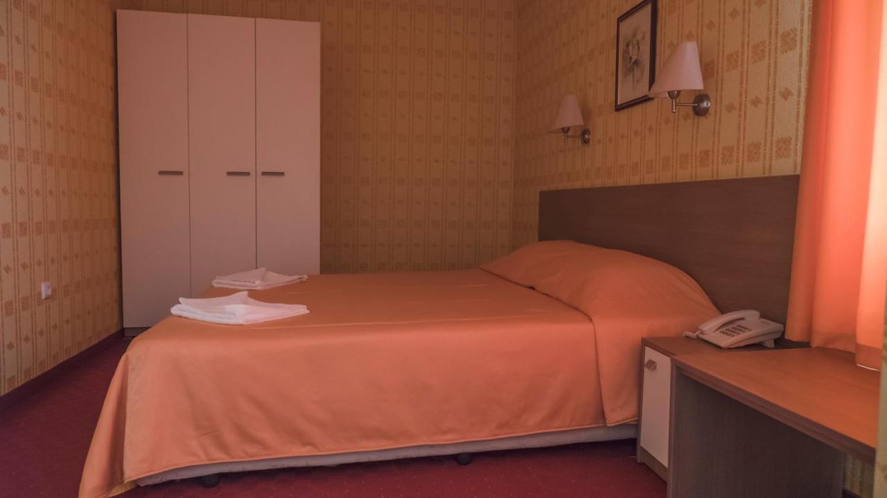 Park Hotel Persey Varna Esterno foto