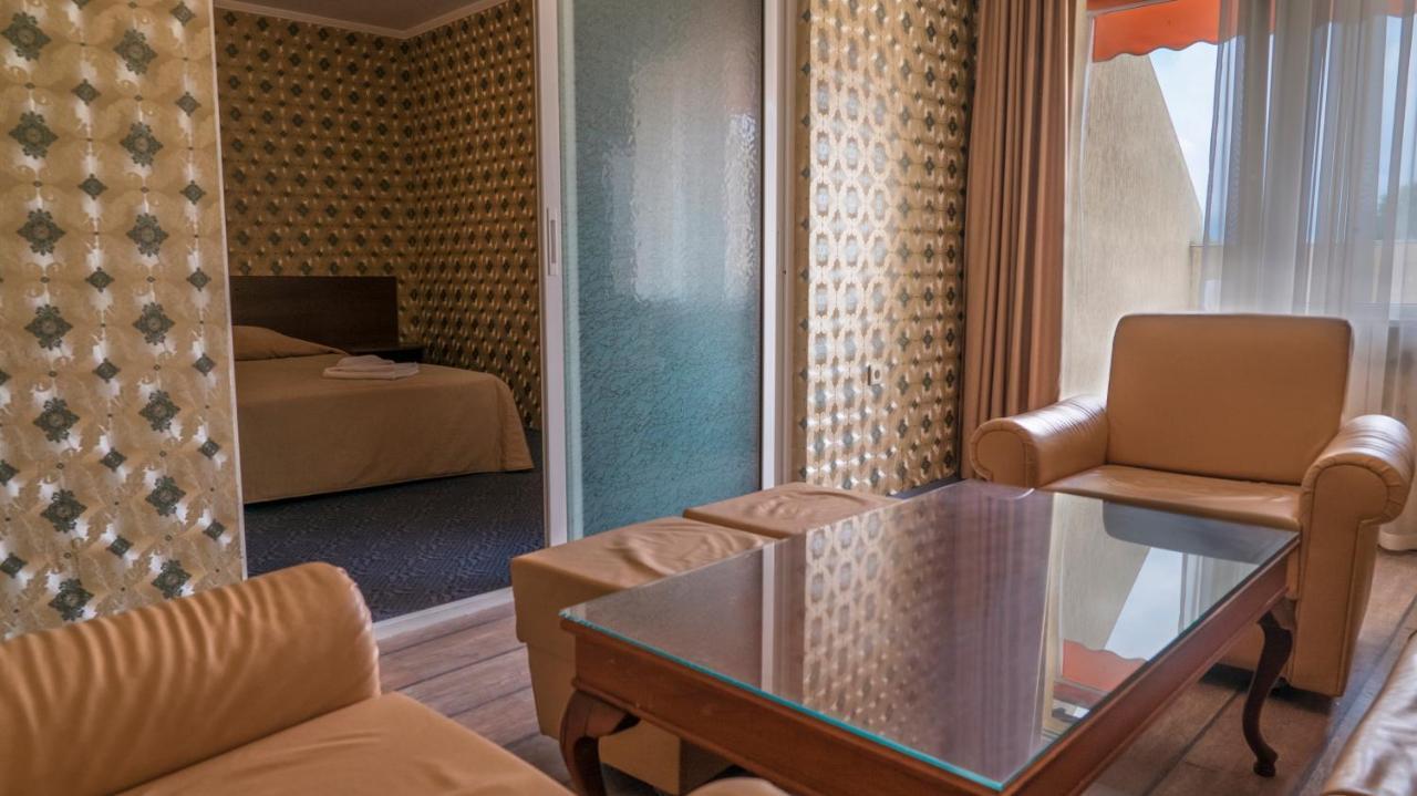 Park Hotel Persey Varna Esterno foto