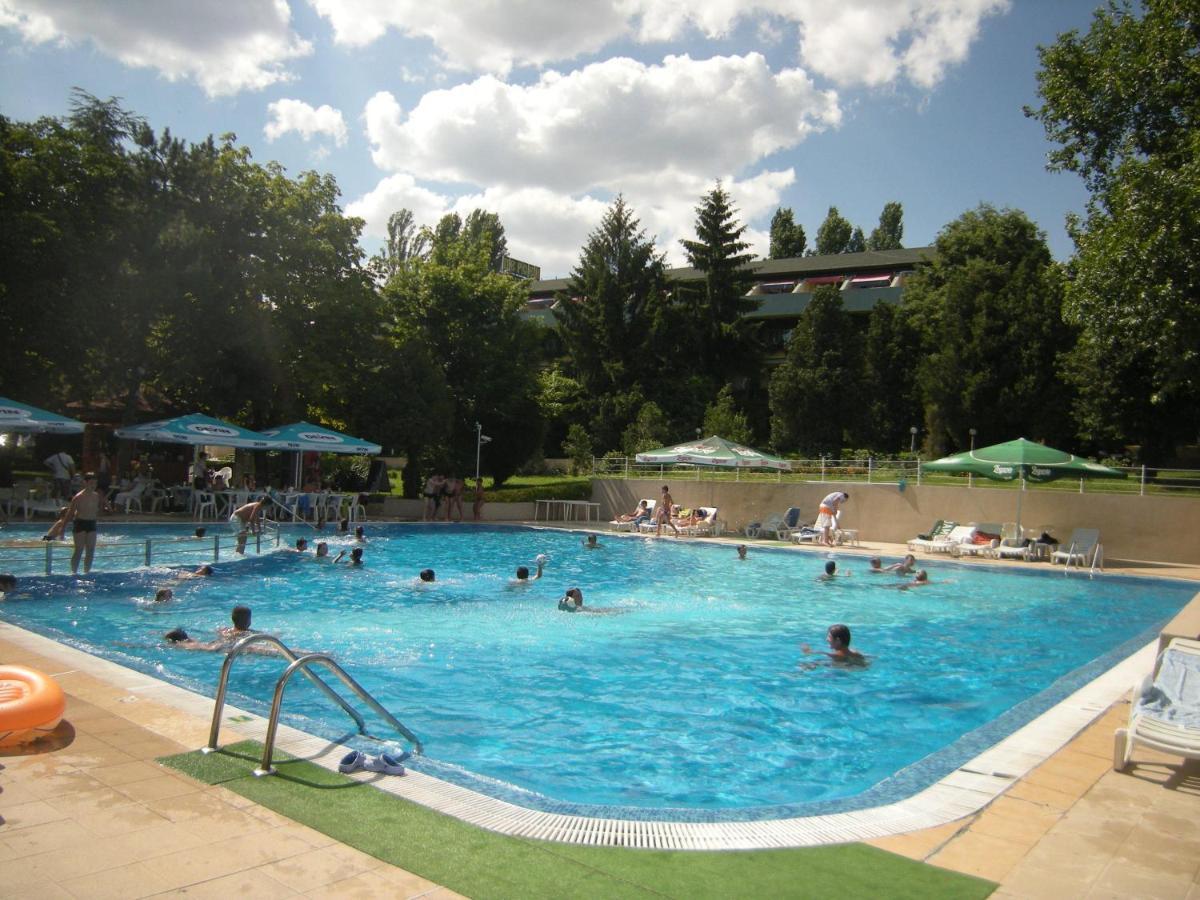 Park Hotel Persey Varna Esterno foto