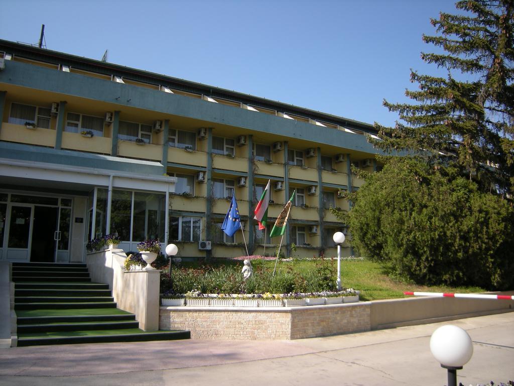 Park Hotel Persey Varna Esterno foto